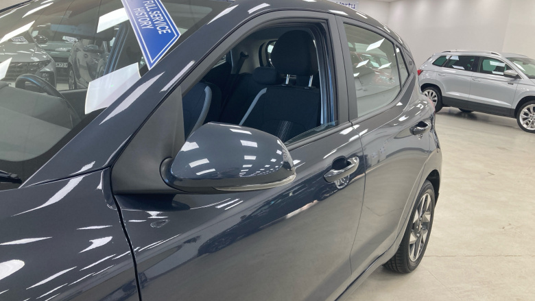 Hyundai i10 1.0 Advance 5dr Petrol Hatchback